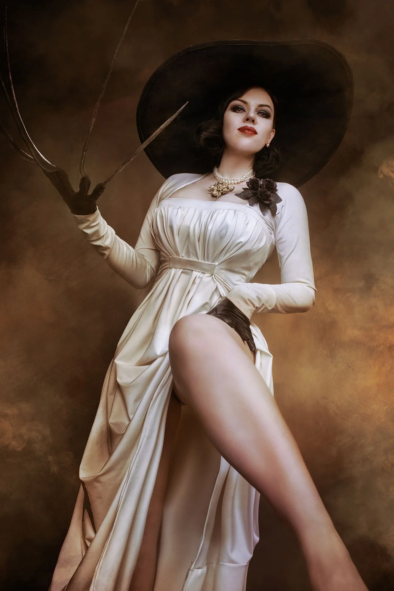 Lady Dimitrescu - Alice Cosplay