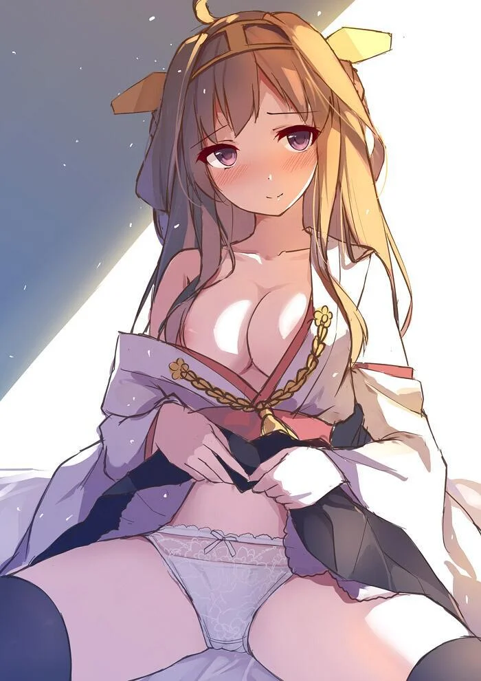 Kongou Levanto Vestido Mostrando A Calcinha