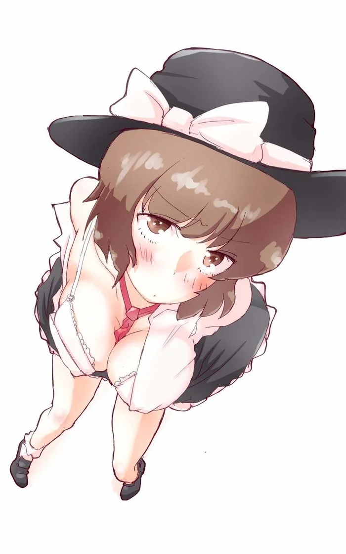 Renko Usami Mostrando O Decote