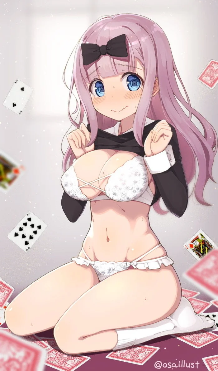 Chika Fujiwara Mostrando Sua Roupa Intima
