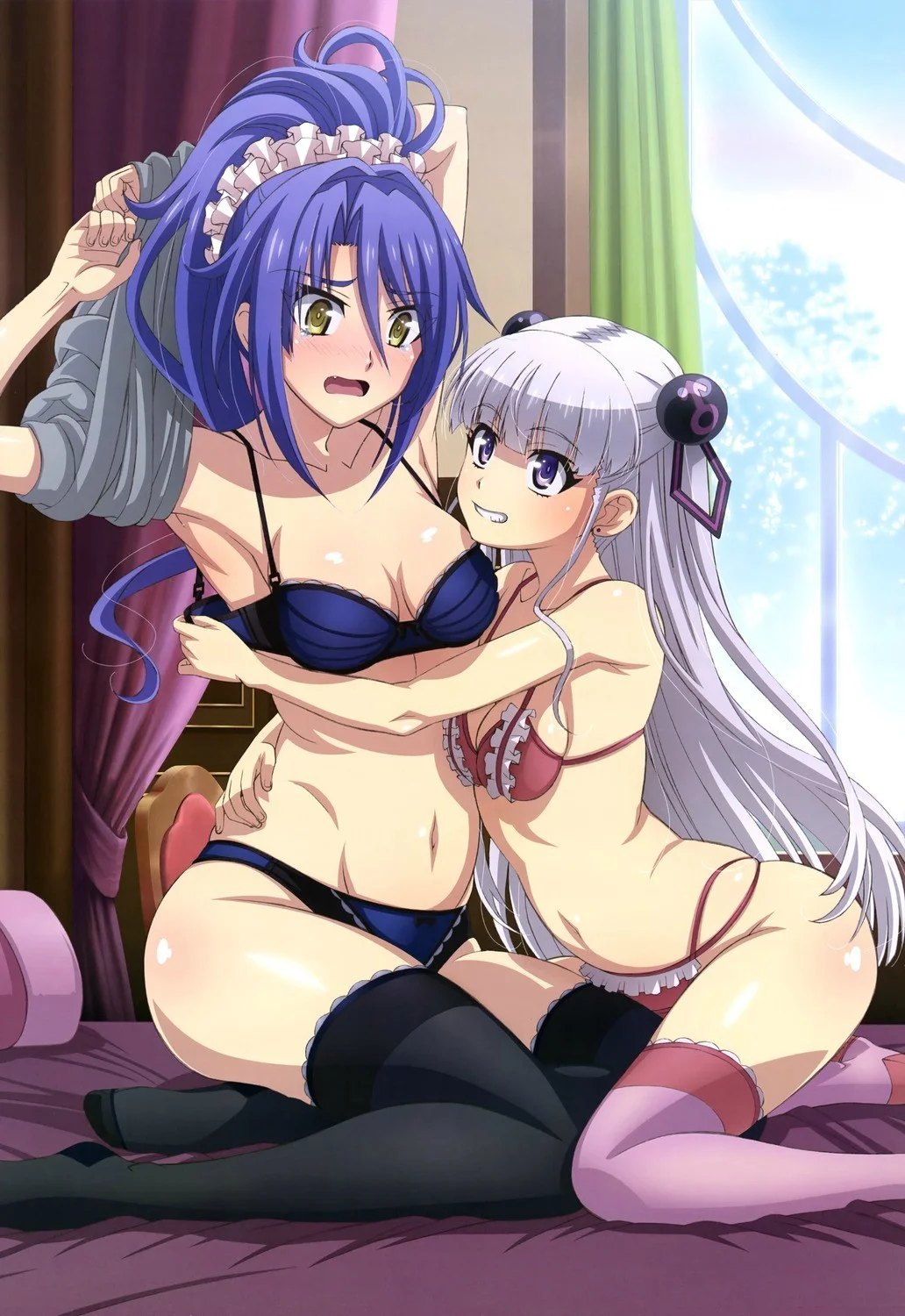 Maria Travessa Pegando A Yuki