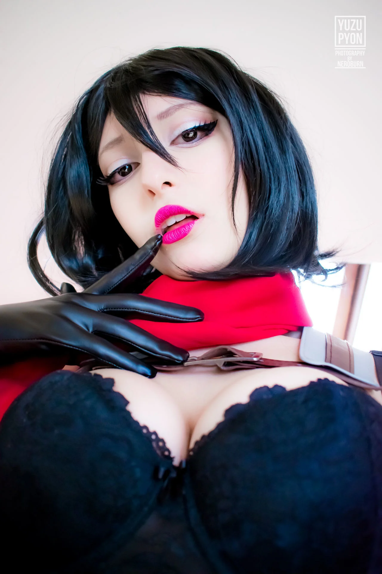 Yuzu Pyon - Cosplay Mikasa Ackerman Peituda Linda