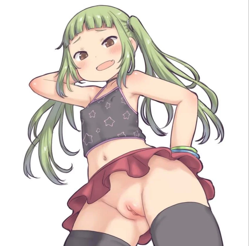 Loli Sem Calcinha Se Exibindo