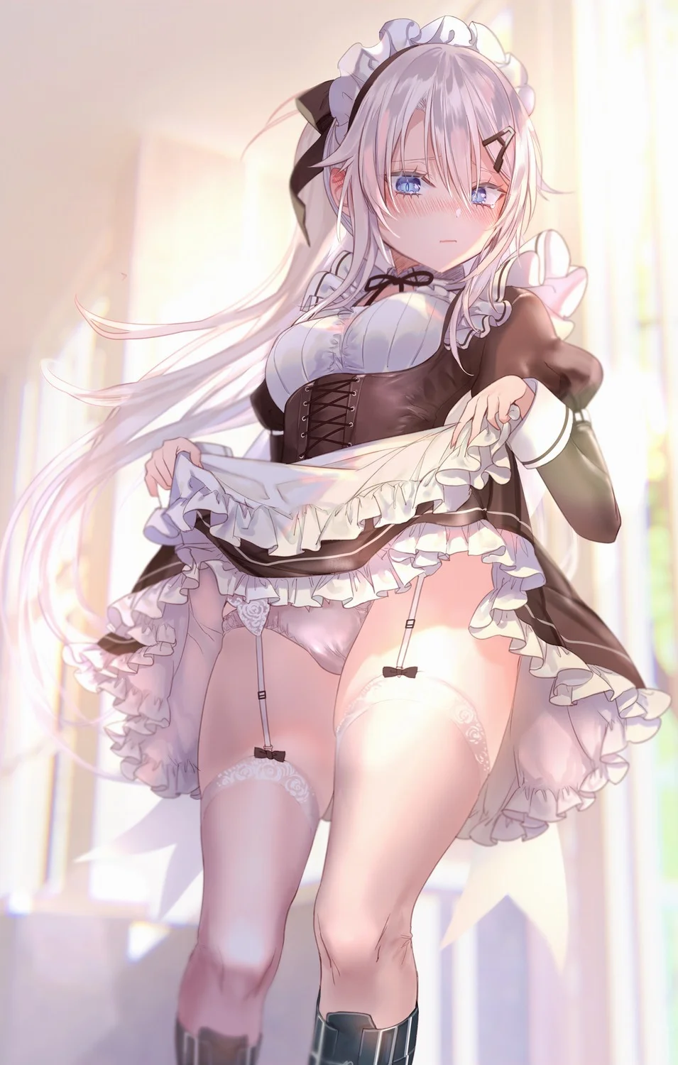 Maid Mostrando A Calcinha