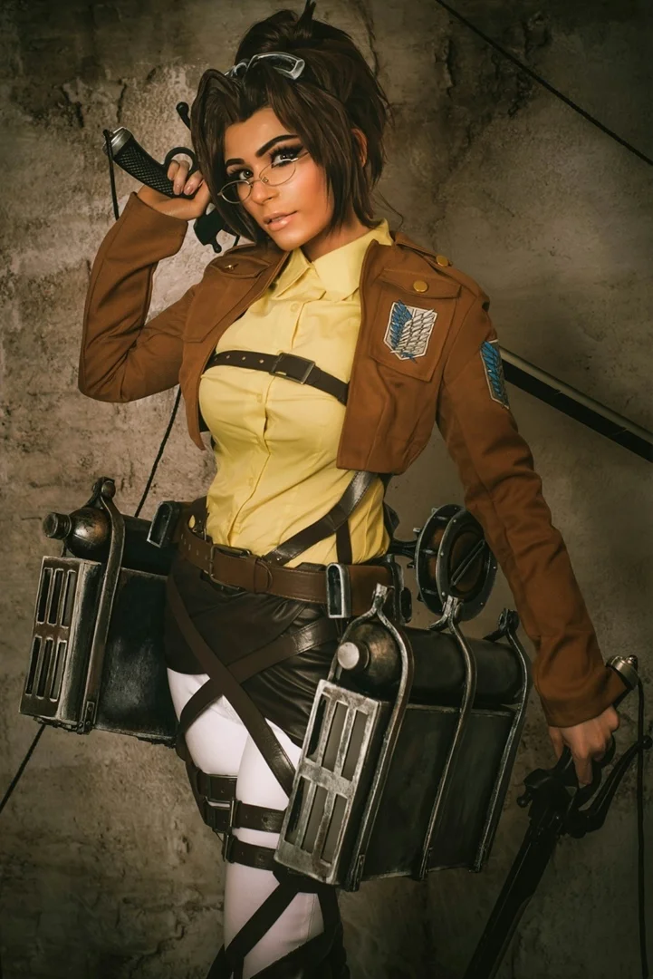 Cosplay Hange Zoe - Attack On Titan